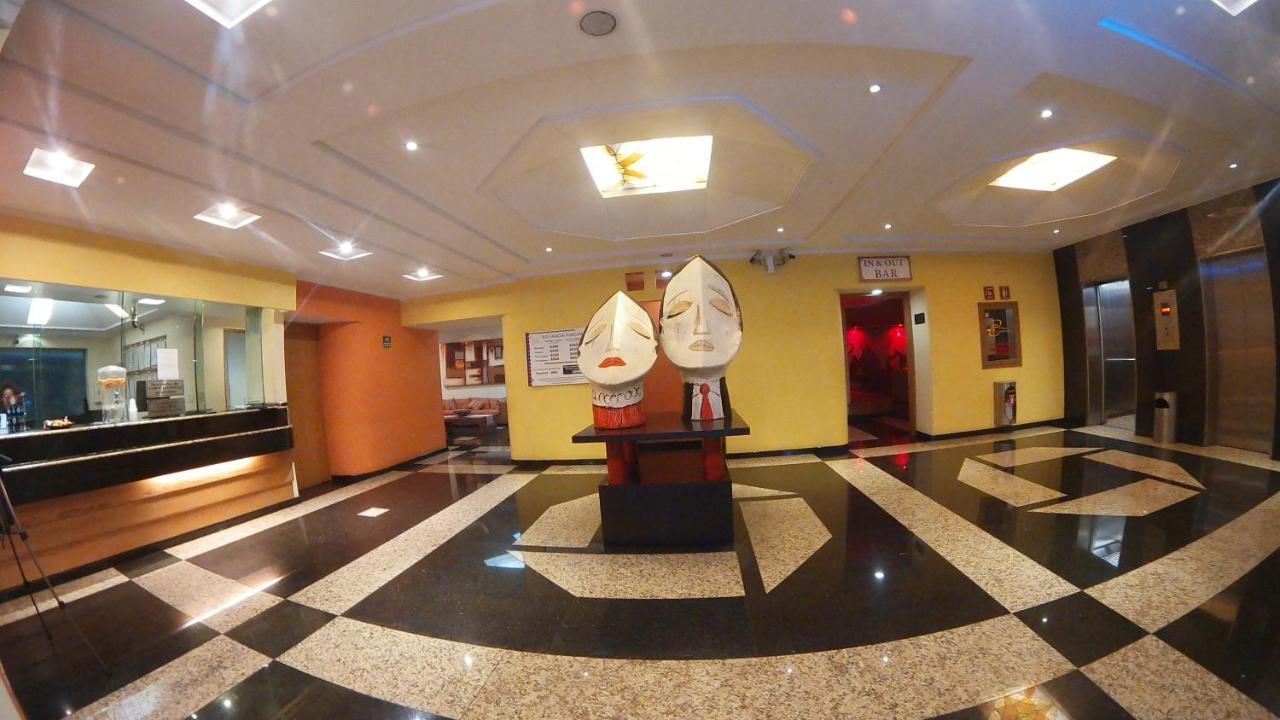 Hotel Plaza Camarones - Solo Adultos メキシコシティ エクステリア 写真
