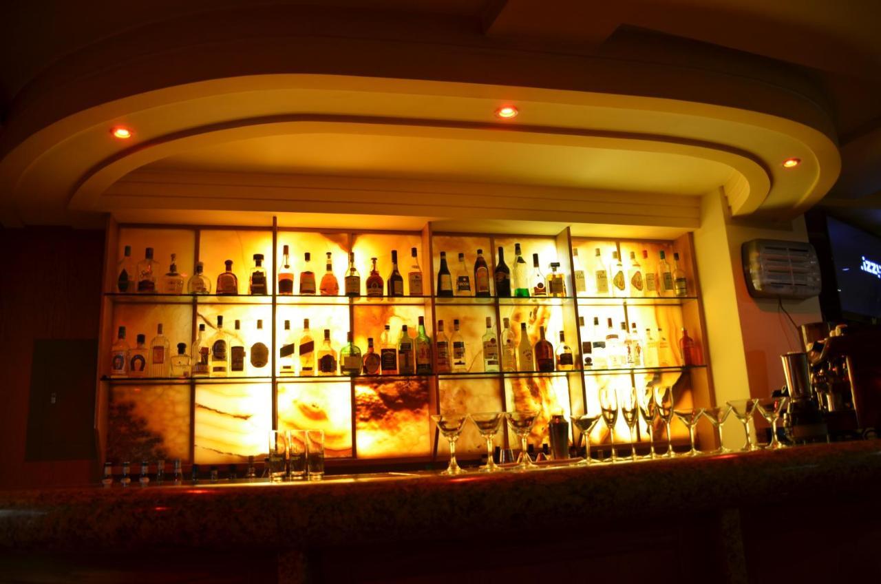 Hotel Plaza Camarones - Solo Adultos メキシコシティ エクステリア 写真