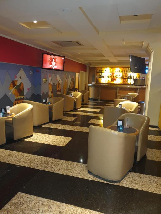 Hotel Plaza Camarones - Solo Adultos メキシコシティ エクステリア 写真